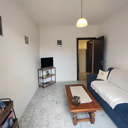 T2 Proche Et Tous Commerces Apartmán