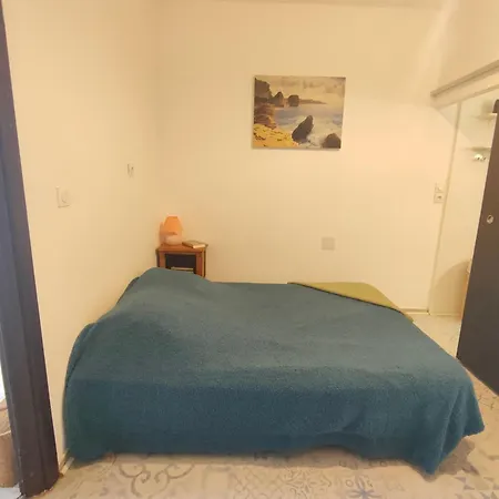 T2 Proche Et Tous Commerces Appartement *
